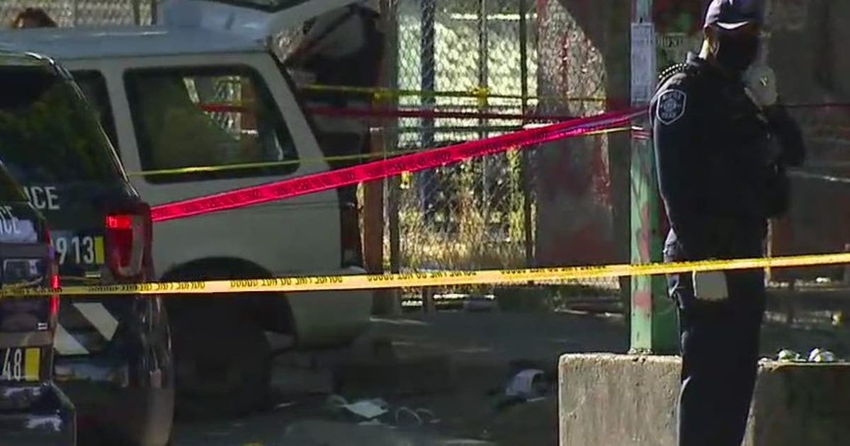 Police searching for suspect after man seriously hurt in Seattle ...