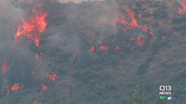 Officials concerned about wind at 70,000-acre Evans Canyon Wildfire