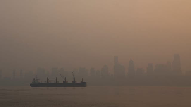 2 test positive for COVID-19 after clean-air shelter stay in Seattle