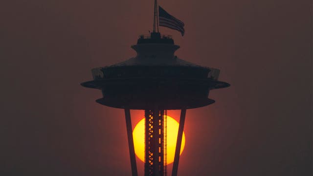 Poor air quality continues to postpone COVID-19 tests, events in western Washington