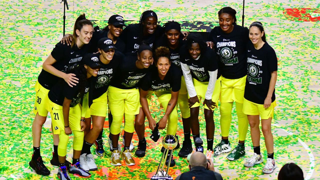 seattle storm schedule 2022