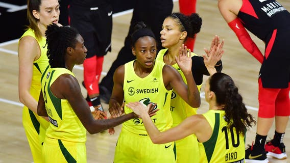 Stewart, Bird help Storm rout Aces; go up 2-0 in WNBA Finals