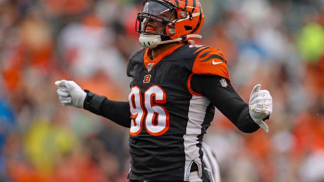 Seahawks strike trade deal with Bengals for DE Carlos Dunlap