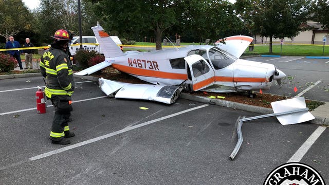 Small plane crash lands near Graham after losing power