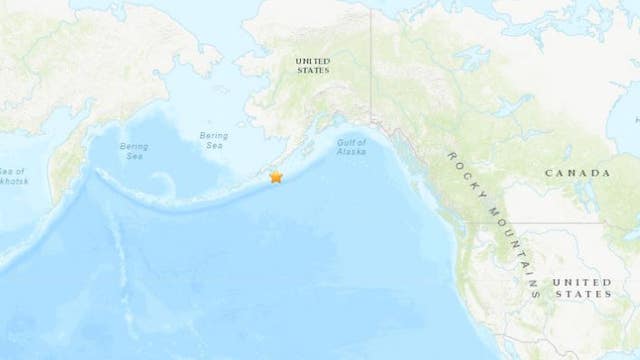 Magnitude 7.5 earthquake off Alaska prompts tsunami alerts