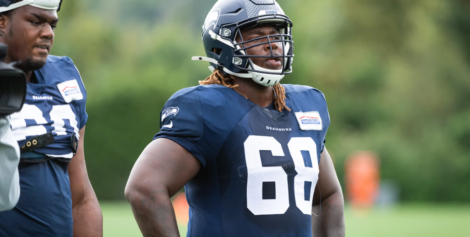 Seahawks rookie Damien Lewis overcomes hurricane, obstacles to achieve NFL  dreams