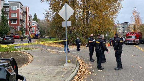 Two King County deputies shot in Woodinville, one suspect dead