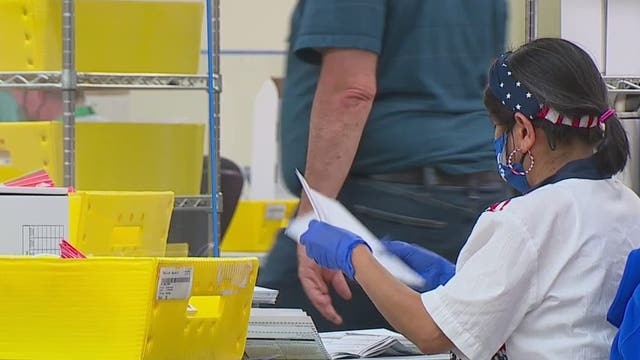 19-year-old voter from Tukwila among the temporary staff hired this election