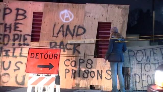 Portland blockades come down after deal reached with family