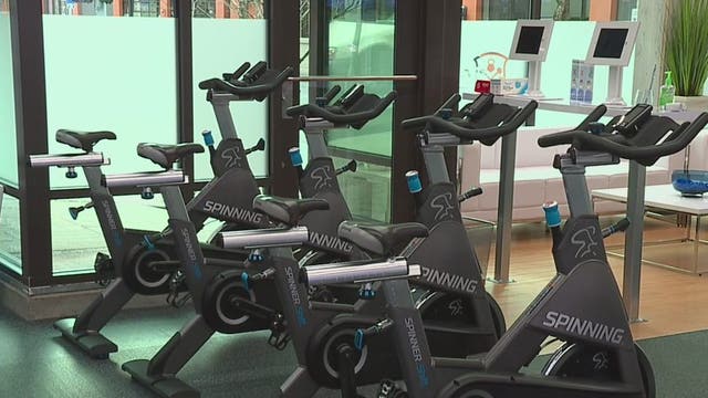 Washington's extended COVID-19 restrictions cripples fitness industry, New Year's resolutions