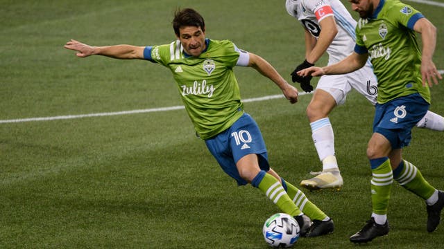 Sounders lock in Nicolas Lodeiro through 2023; coach Brian Schmetzer next?