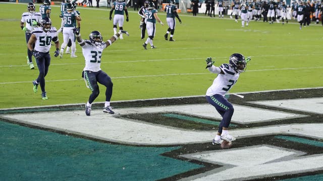 Seahawks' defense coming around just in time for stretch run