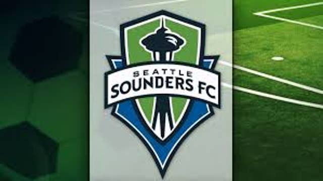 Sounders bring back forward Fredy Montero on 1-year deal