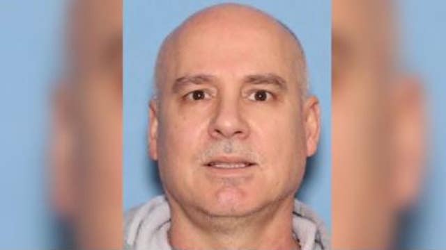 Carlos Leyva: Accused child molester wanted after admitting to preying on young girl, spying on her in shower