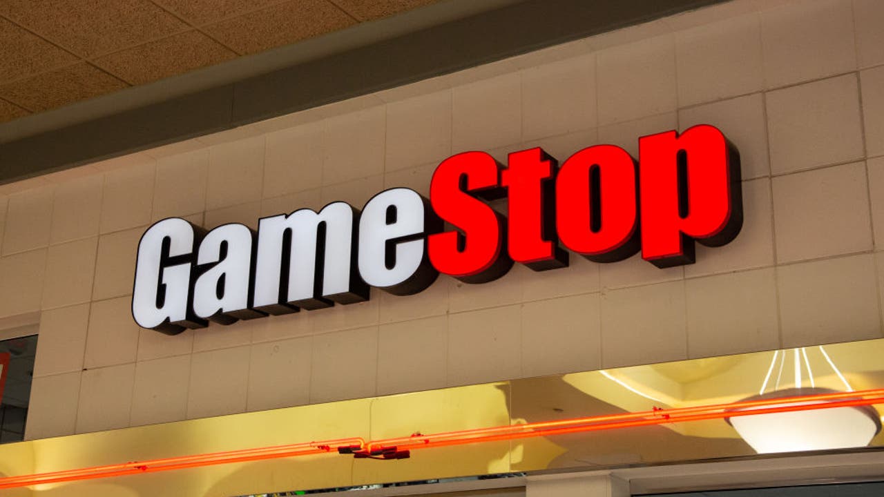 Robinhood restores GameStop and AMC stocks after it restricted