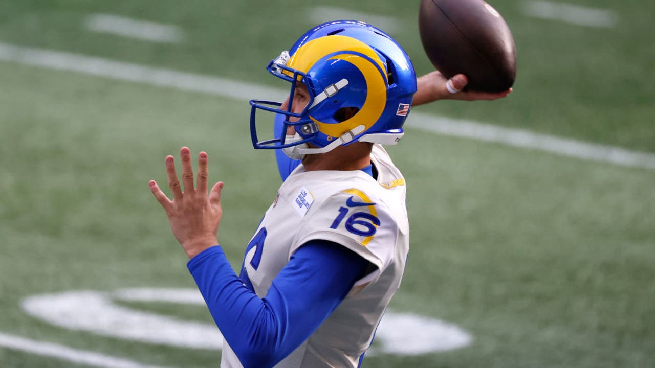 Los Angeles Rams quarterback Jared Goff (16) warms up before an