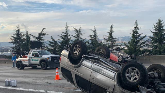All lanes of I-5 N in downtown Seattle reopened after two vehicles rolled over
