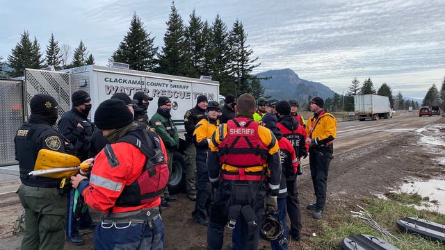 Search continues for Oregon woman swept away in mudslide