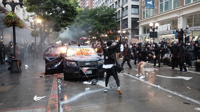 Reports: Seattle police violated policies at summer protests