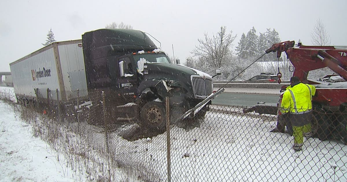Storm piles snow onto Lewis County | FOX 13 Seattle