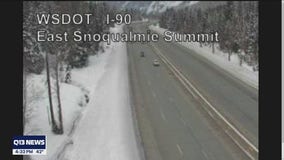 I-90 West reopens at Snoqualmie Pass after 2 military vehicles crash