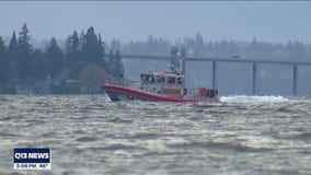 Search continues for skipper presumed drowned after boat found unattended on Lake Washington