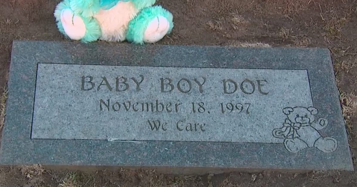 Woman accused of leaving her baby dead in a trash can in 1997 bails out ...