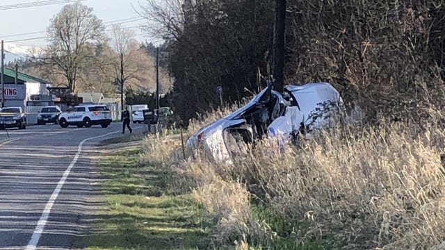 Sheriff: 1 teen killed, 3 others seriously injured in Pierce County crash