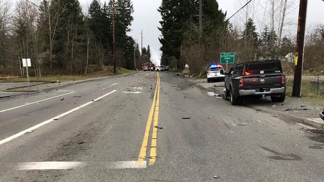 Woman killed in suspected high-speed crash in Puyallup