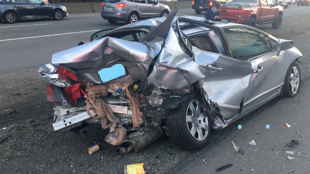 Child critically injured in crash on SR 18 near Federal Way