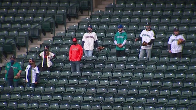 Seattle Mariners fans welcomed back to T-Mobile Park for first time in 550 days at season opener