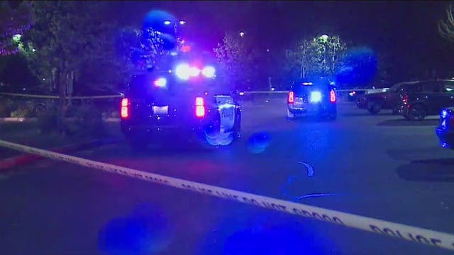Man shot multiple times in Renton hotel parking lot