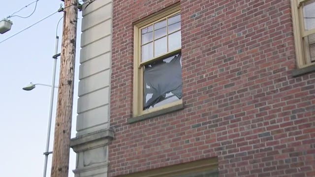 Windows blown out after explosion at Everett apartment complex
