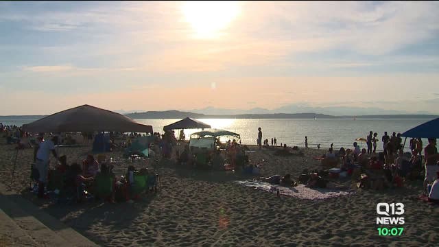 West Seattle sewage spill: Avoid the water at Alki Beach Park until further notice