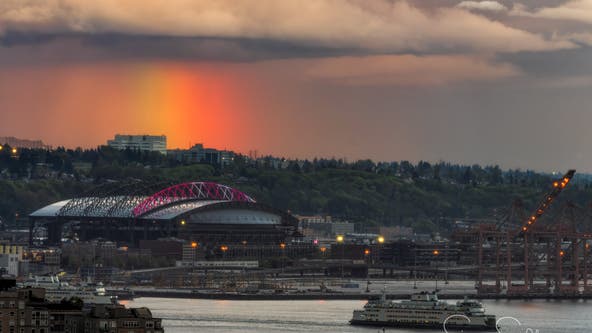 Gold in them hills? Brilliant rainbow brings stunning color display across Seattle
