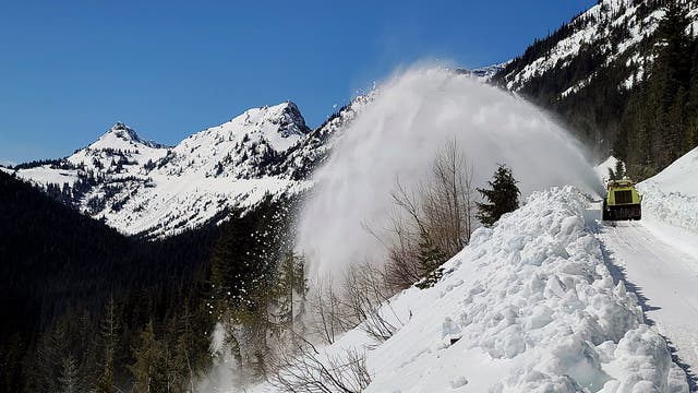 Chinook, Cayuse passes through Mt. Rainier National Park open Friday