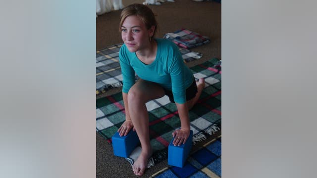 5 stretches in 7 minutes to alleviate work-from-home pain