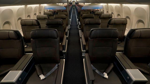 COVID-19 traveler refunds: Senators urge airlines to refund $10B in canceled flights