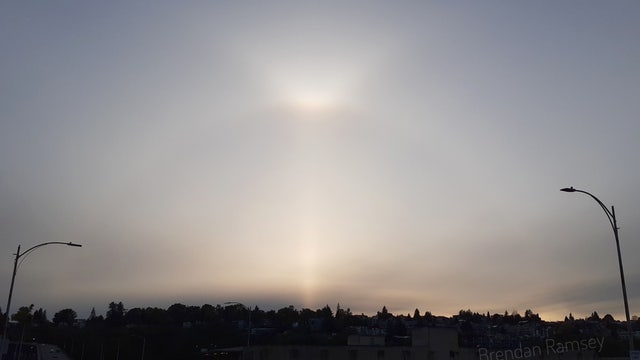 Sun puts on incredible show over Seattle as it sets Tuesday night