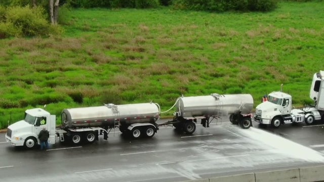 All lanes reopen on I-5 North in Fife after two major crashes, one fatal, closes interstate for hours