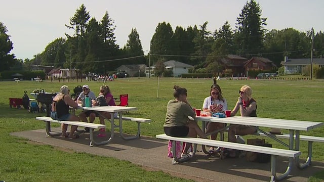 Emotional toll lingers as Canada announces another border restriction extension