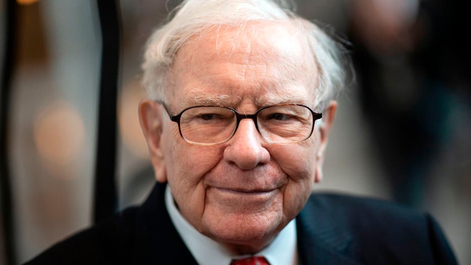 US-finance-Buffett-politics