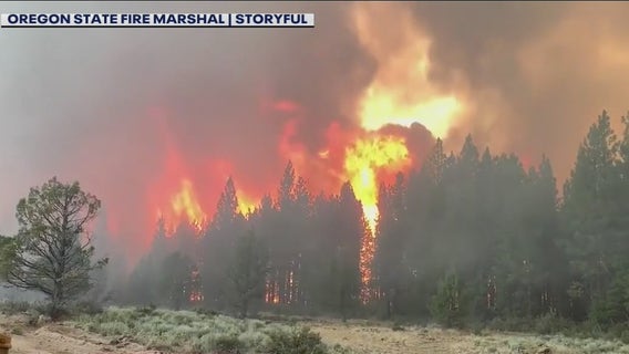Arrests possible if evacuation orders ignored in large, growing Oregon blaze