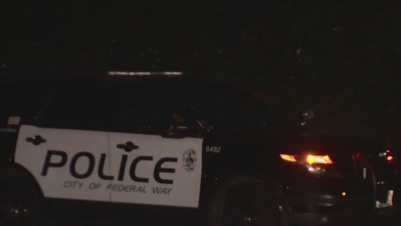 Police searching for suspect after deadly shooting in Federal Way