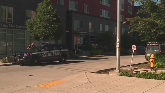 Seattle Police searching for suspect after man shot in First Hill neighborhood