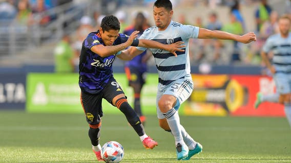 Sounders' 13-year playoff streak ends with 1-0 loss to KC