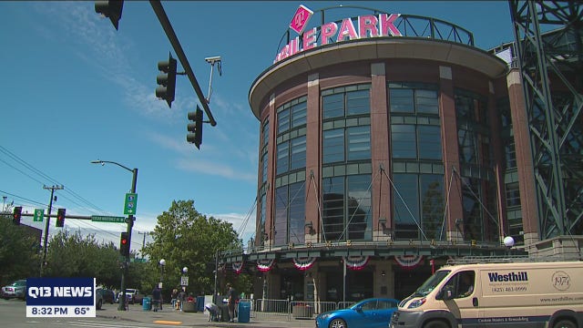 Sounders and Mariners games on the same night brings excitement to SoDo District