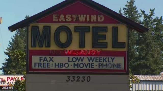 1 person killed in double shooting at Federal Way motel