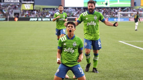 Sounders now first after 2-1 win over Sporting KC