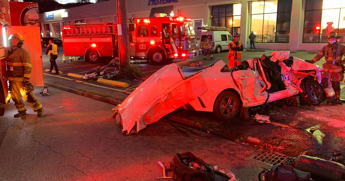 Several hurt in serious 2-car crash in Tacoma | FOX 13 Seattle